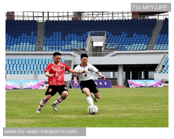 外国足球明星齐聚广西进行高水平训练活动助力地方足球发展