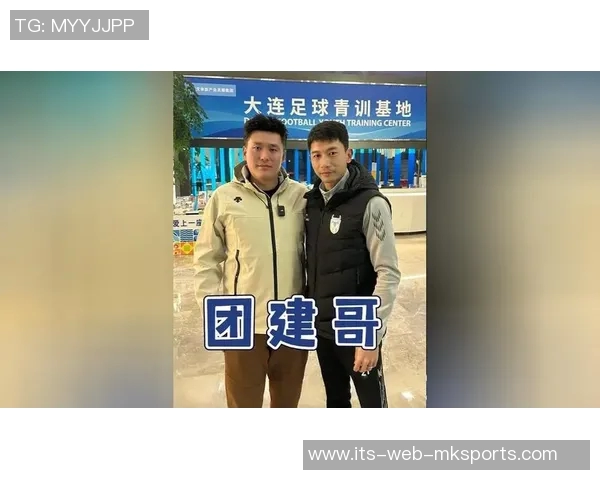 退役足球明星畅谈职业生涯与未来梦想的精彩访谈节目视频